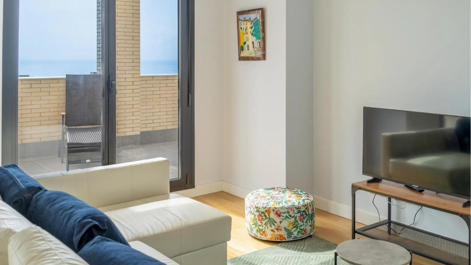 Cozy Apartment In トレモリノス